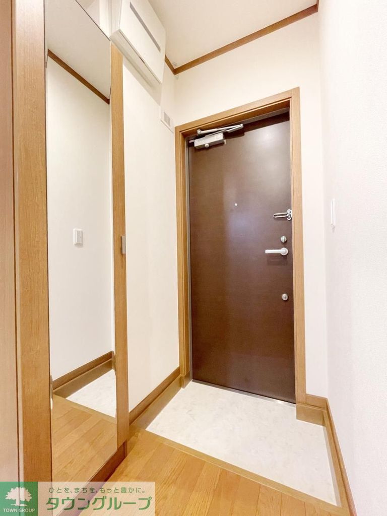 収納　★玄関に鏡があります★