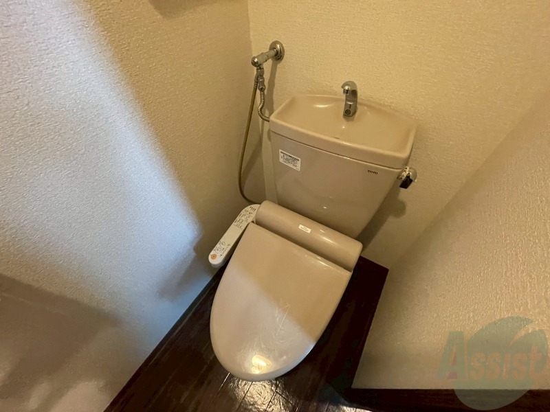 トイレ　トイレです。ウォシュレット付を探している方、おすすめです。