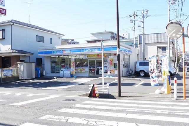 コンビニ　ローソン相模原小山二丁目店（コンビニ）まで379m