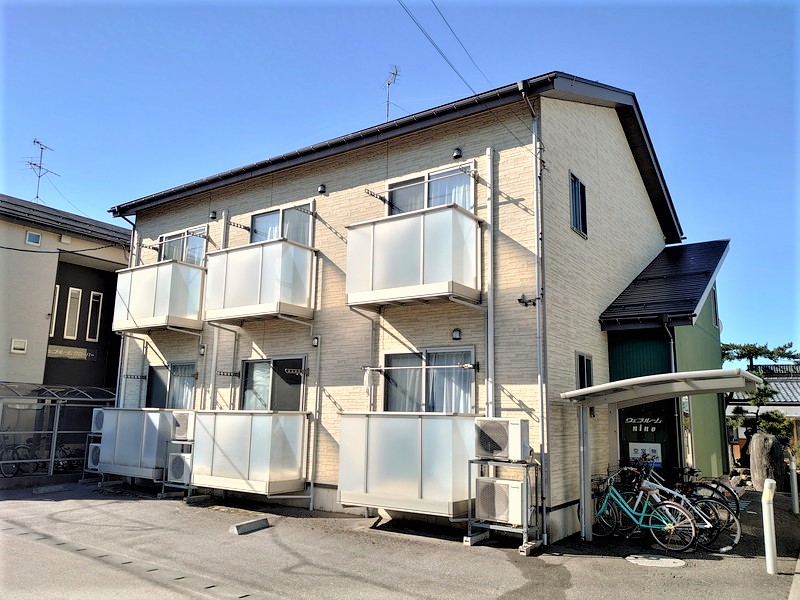 建物外観　ウェブルームnino外観