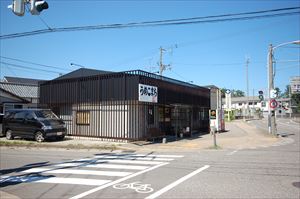 飲食店　うめこまち（飲食店）まで377m