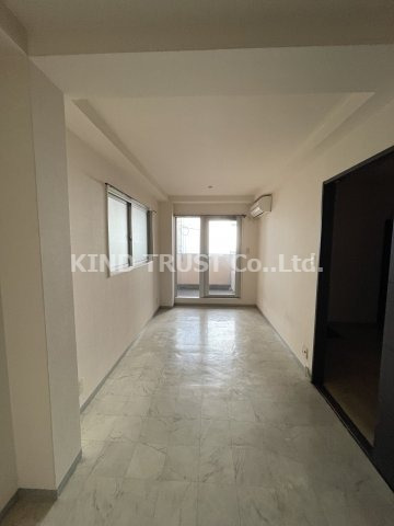 居室・リビング　広々とした洋室です