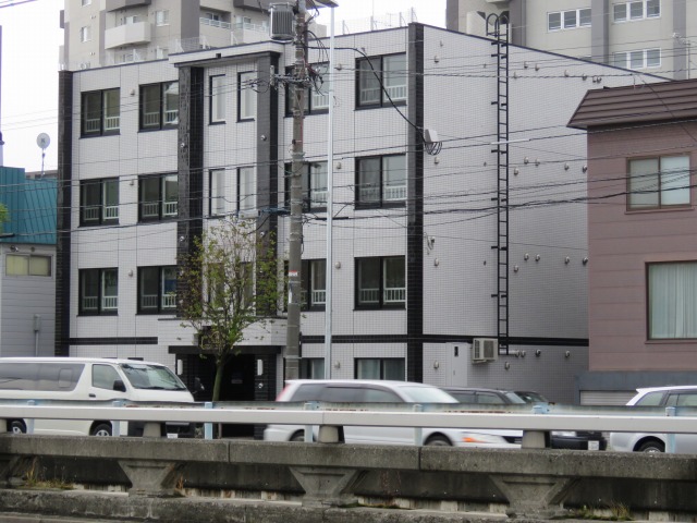 建物外観　人気のデザイナーズマンションです☆