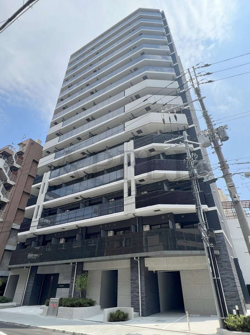 S-RESIDENCE堺筋本町Unoの建物外観