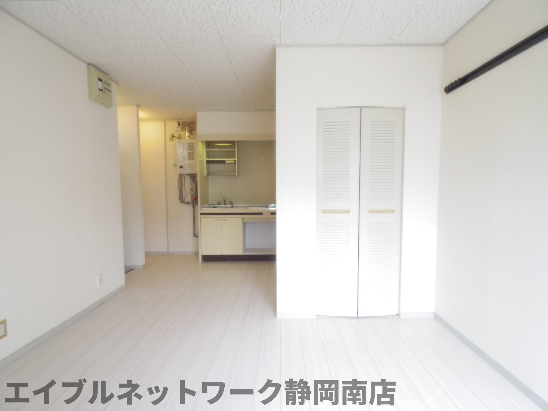 その他部屋・スペース　広々♪8帖リビング！