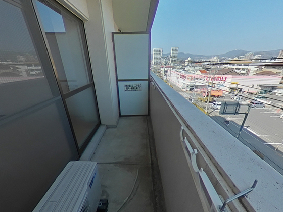 バルコニー　※別号室の写真です