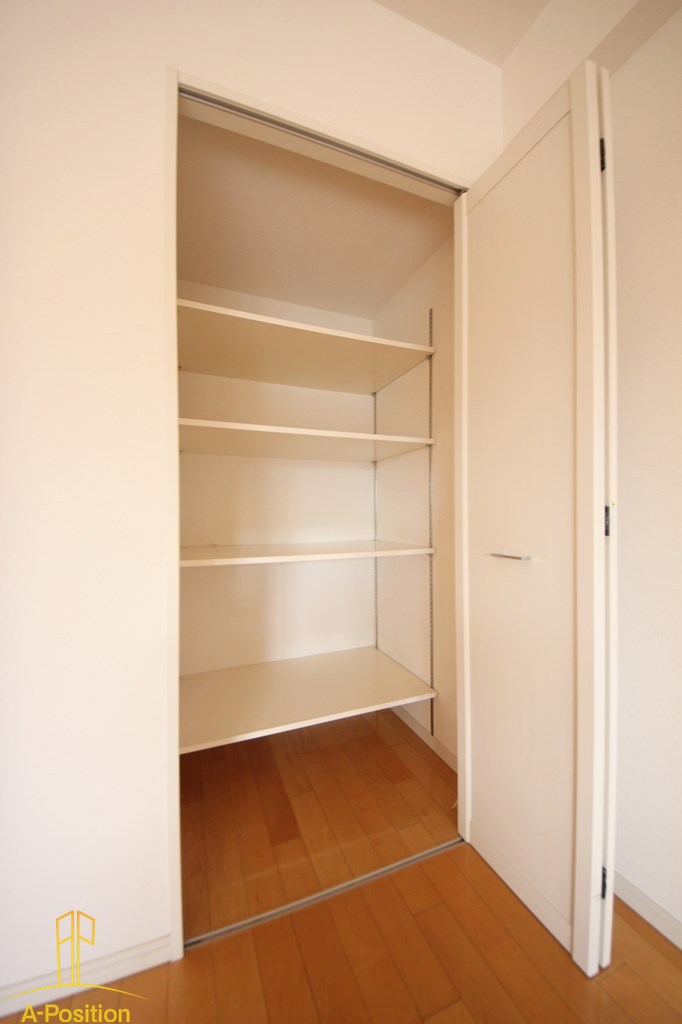 収納　グレンパーク梅田北