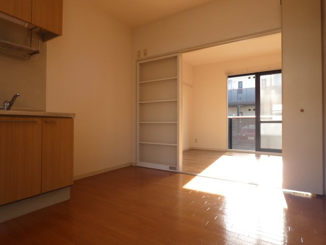 居室・リビング　DK6帖