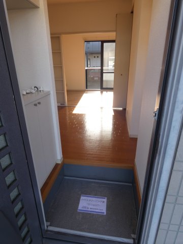 玄関　シューズボックスのある玄関です