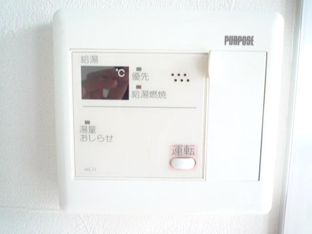 その他設備　温度調節パネル