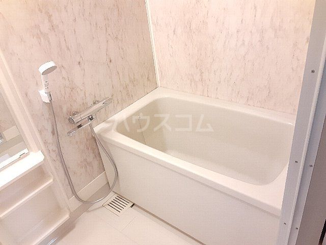 【横浜市青葉区千草台のマンションのバス・シャワールーム】