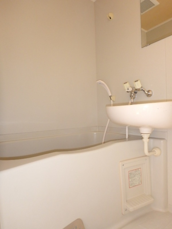 バス・シャワールーム　図面と現状に相違がある場合には現状を優先