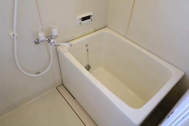 バス・シャワールーム　追焚機能付きバス♪