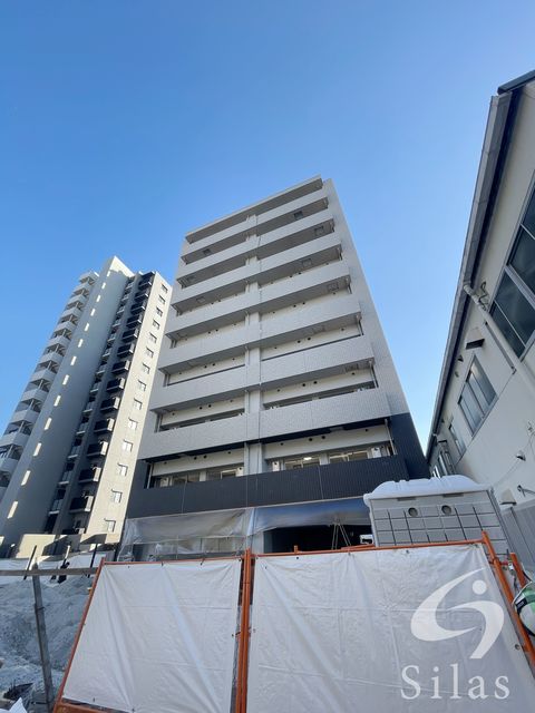 【大阪市城東区関目のマンションのエントランス】