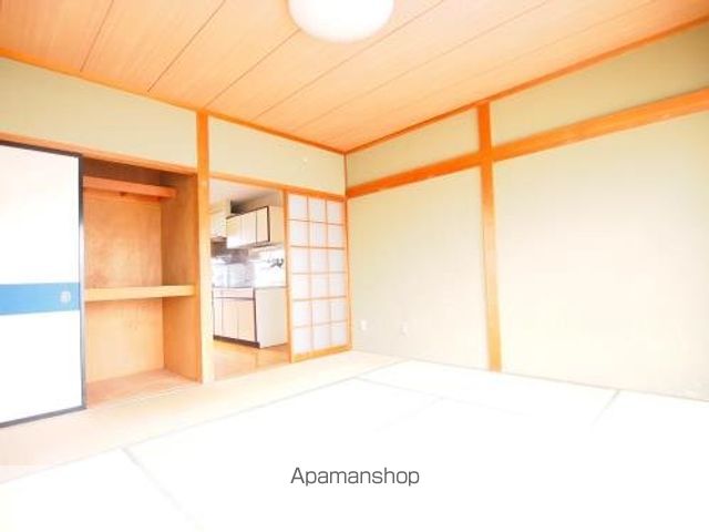 アーバンスクエアの居間写真