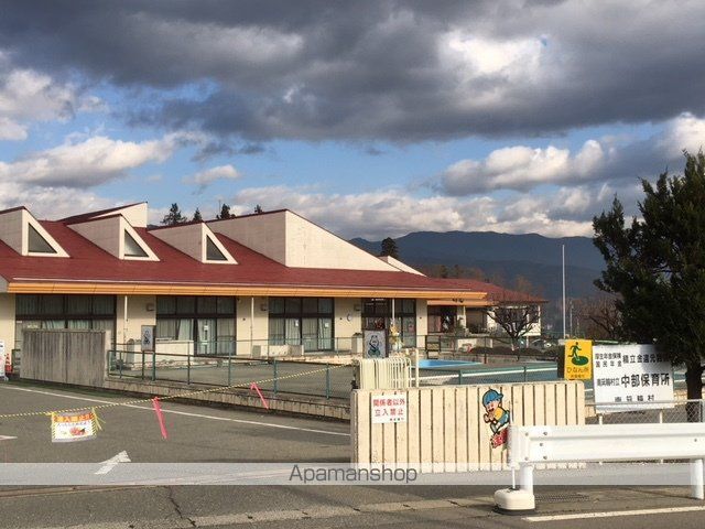 幼稚園・保育園　中部保育園（幼稚園・保育園）まで1661m