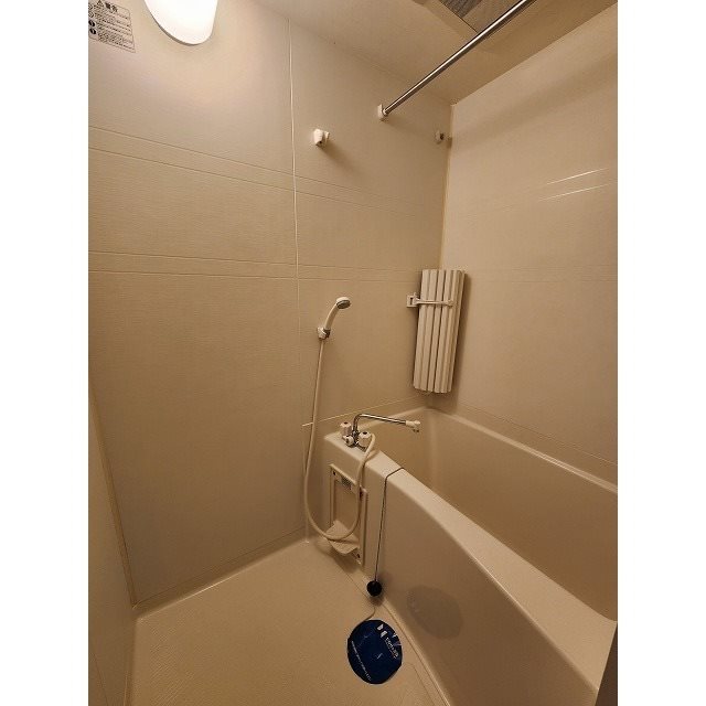 バス・シャワールーム　バス・トイレ別