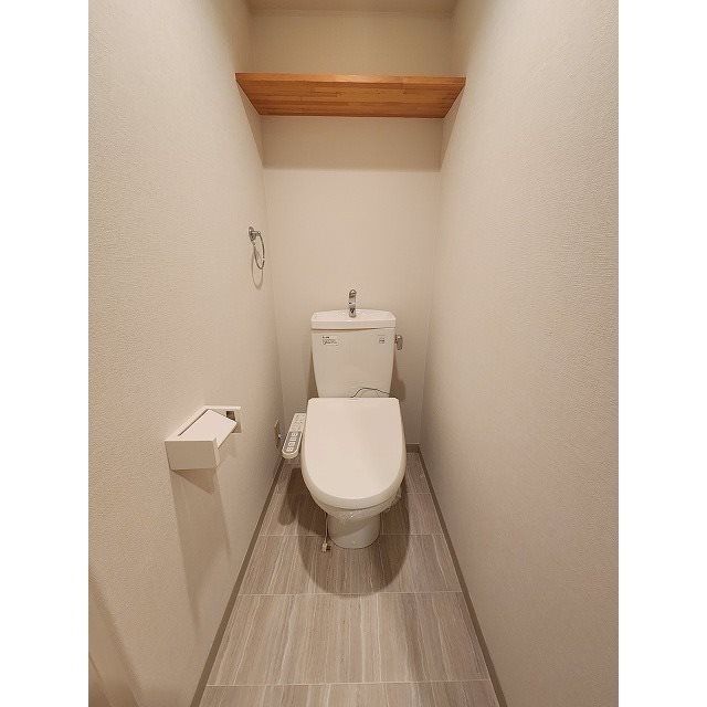 トイレ　温水洗浄便座のトイレ