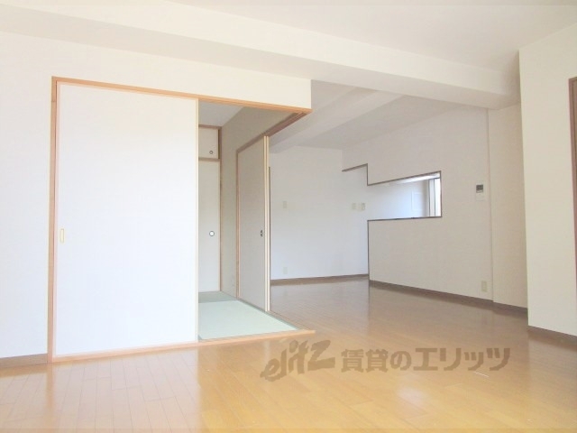 居室・リビング　リビング