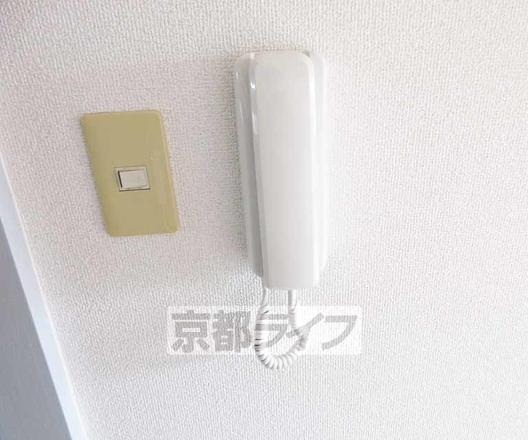 その他設備　インターホンです。