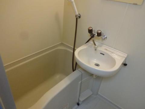 バス・シャワールーム　バス