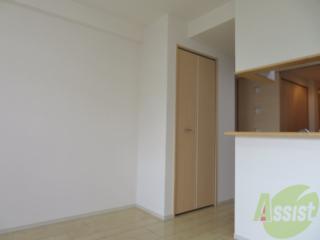 収納　クローゼットです。大きい荷物もしまうことができます。