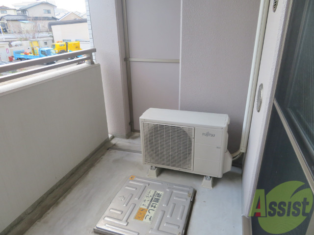 バルコニー　バルコニーです。たまには景色を楽しんではいかがでしょうか。