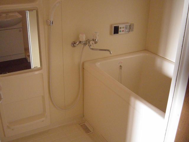 バス・シャワールーム　バス