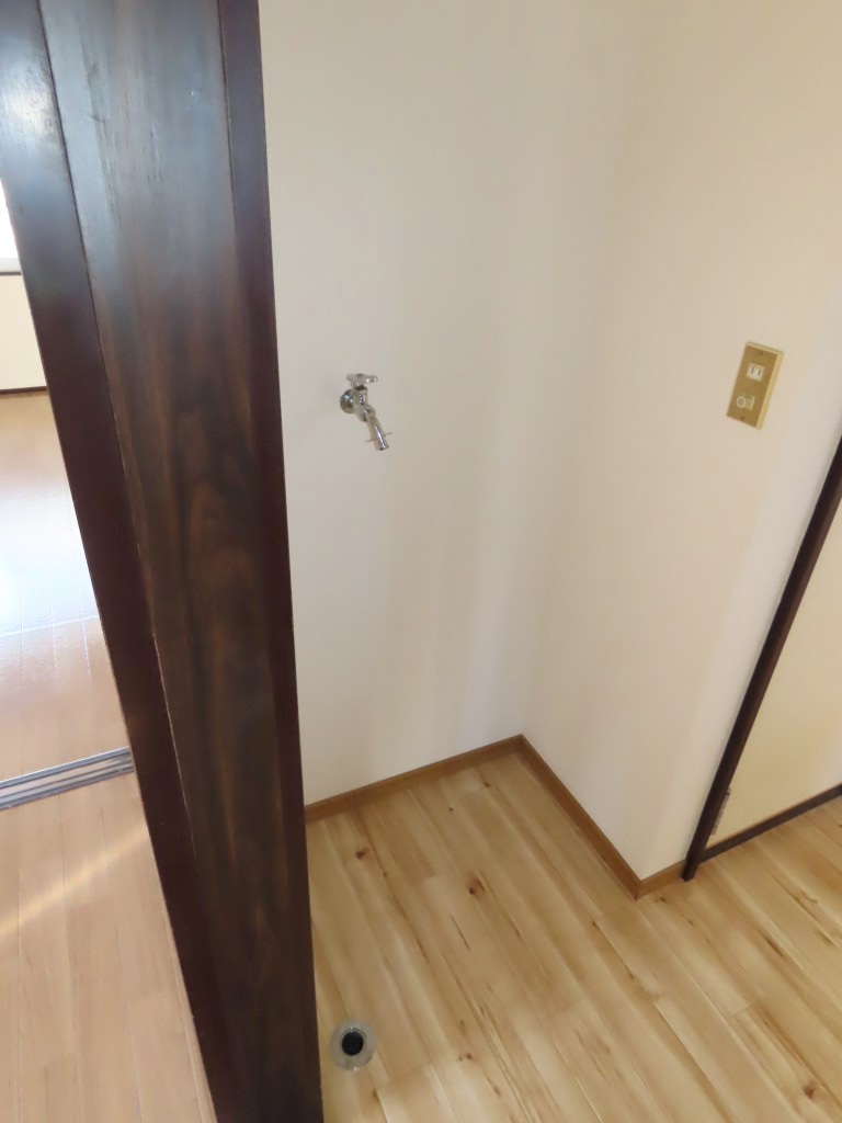 その他設備　洗濯機置場