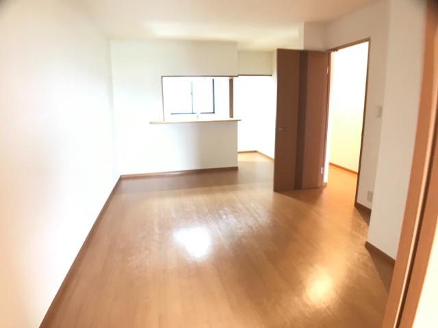 居室・リビング　リビング