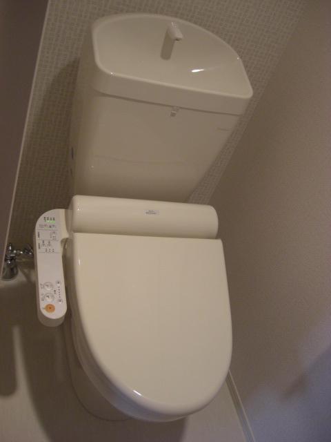 トイレ　コンパクトで使いやすいトイレです