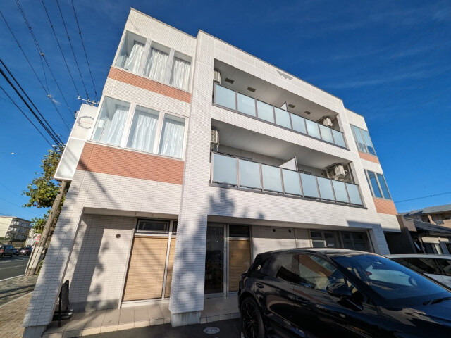 建物外観　外観写真（昼）