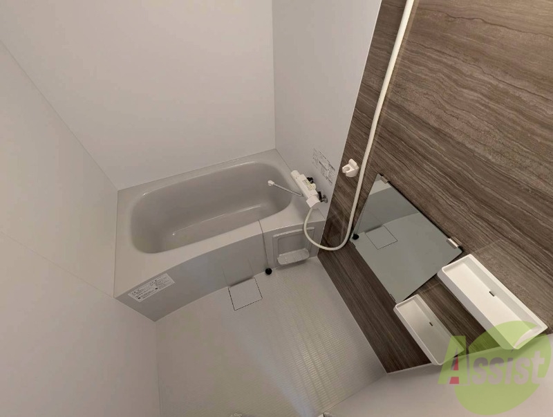 バス・シャワールーム　お風呂になります。一日の疲れを癒してくださいね。