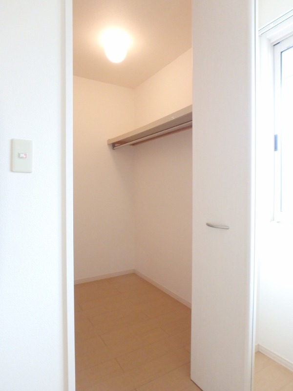 収納　図面と現状に相違がある場合には現状を優先