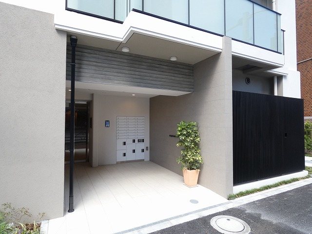 エントランス　エントランス