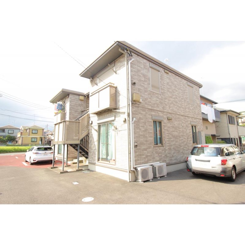 建物外観　建物は耐震耐火に優れたセキスイハイム施工で安心です。