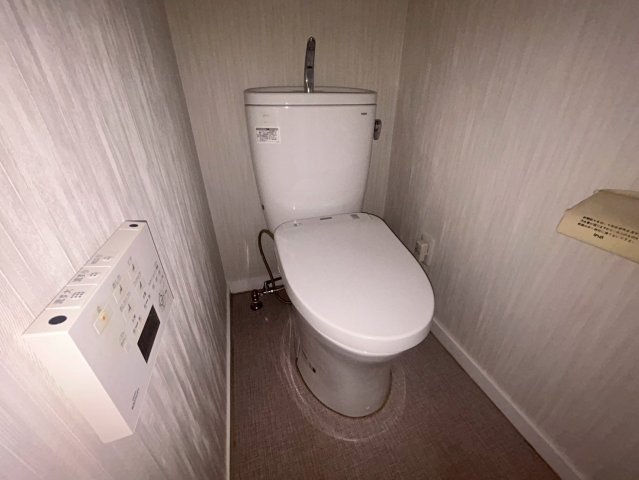 トイレ　山王住宅S棟