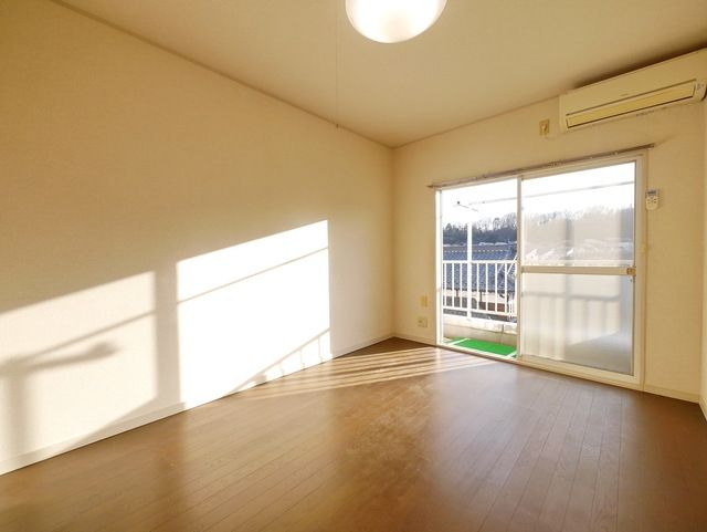 居室・リビング　タウンハウジング多摩センター店まで★