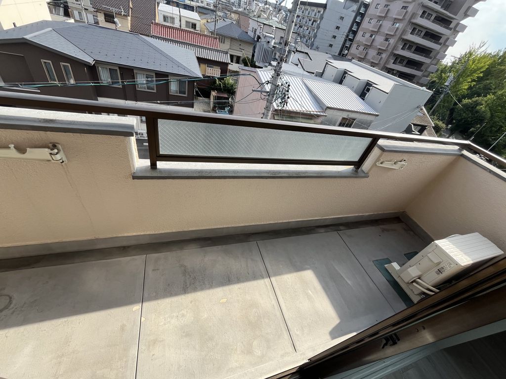 バルコニー　バルコニー