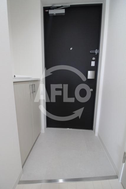 玄関　エグゼ天王寺II　玄関