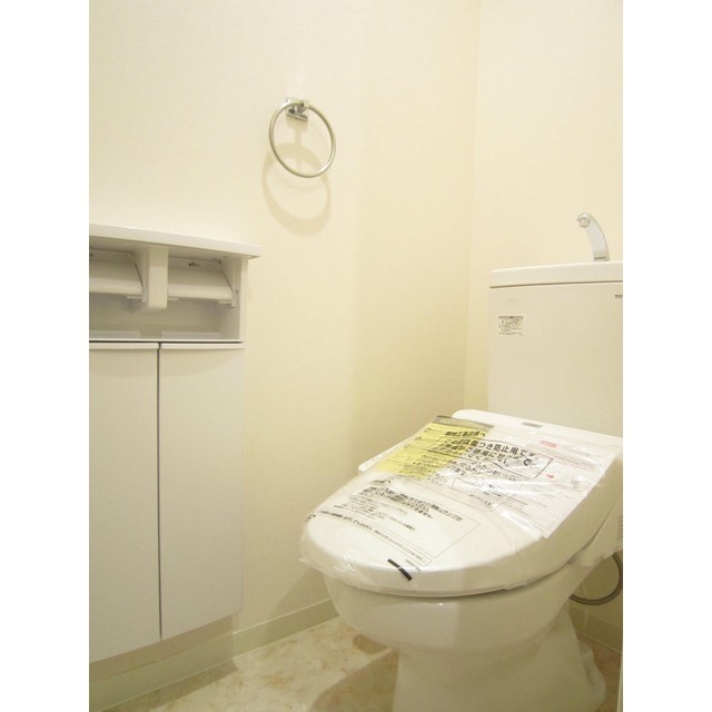 トイレ　ウォシュレット付き☆