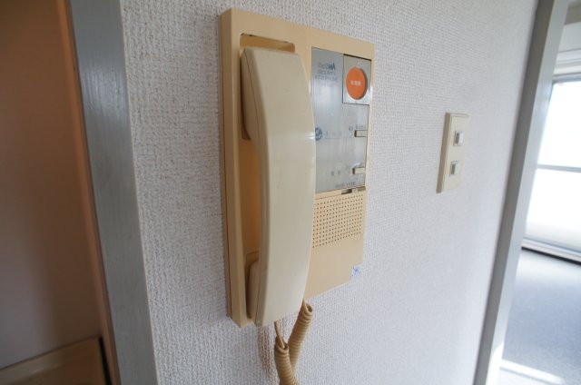 セキュリティ　インターホンです