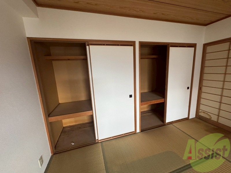収納　こちらは収納です。物をしまう事ができますね！