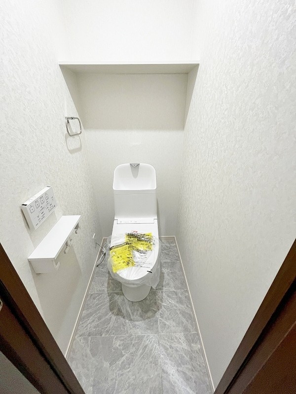 トイレ　★温水洗浄便座★