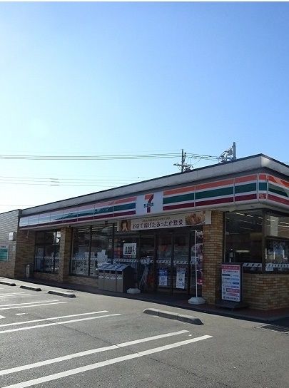 コンビニ　セブンイレブン（コンビニ）まで600m