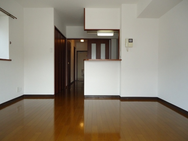 居室・リビング　リビング