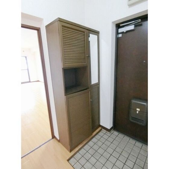 玄関　※別部屋写真。現況優先※