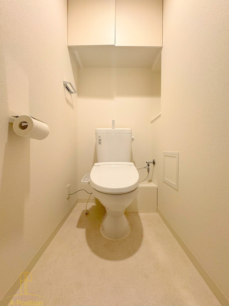 トイレ　エステムコート難波Vブロード