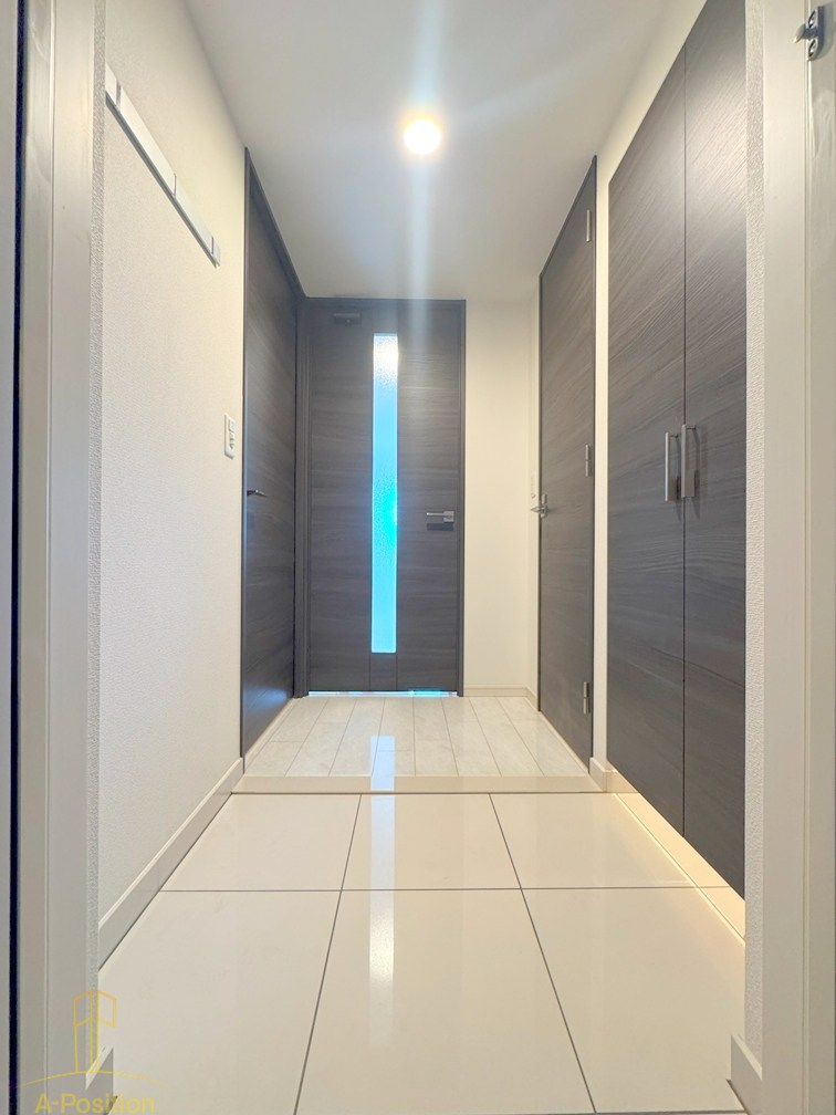 玄関　エステムコート難波Vブロード