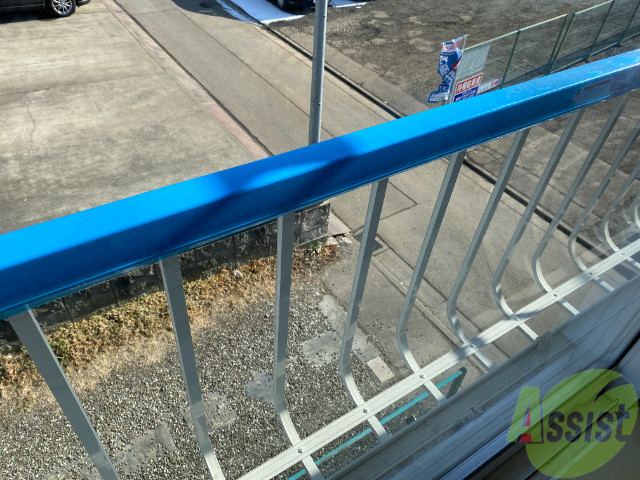 バルコニー　バルコニーはないのですが柵は付いていました。